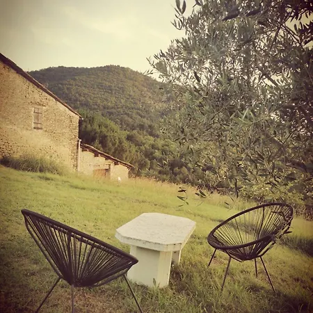 Corps De Ferme En Haute Provence * Champtercier