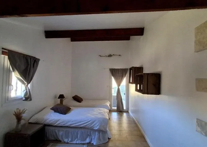 Campagne En Haute Provence Holiday home Champtercier