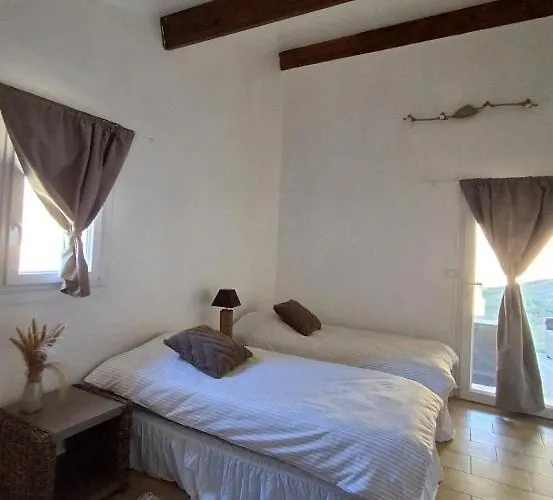 Holiday home Campagne En Haute Provence Champtercier